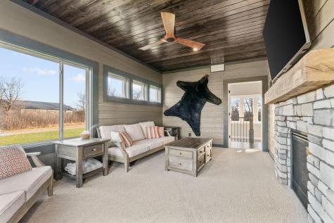 11108 County Road 152 Cologne MN 55322