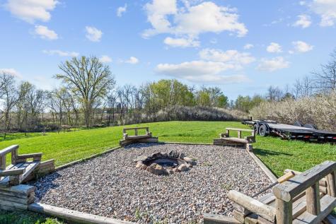 11108 County Road 152 Cologne MN 55322