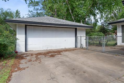 11516 Heather Street NW Coon Rapids MN 55433