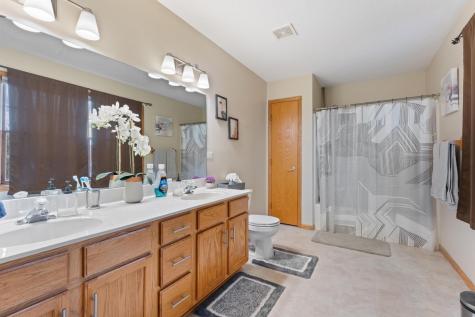 3322 Dorset Lane NW Rochester MN 55901