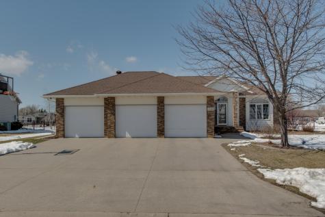 506 Mariann Lane Dilworth MN 56529