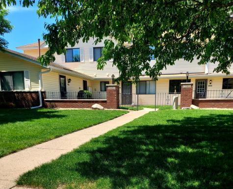2653 Brookdale Lane Brooklyn Park MN 55444