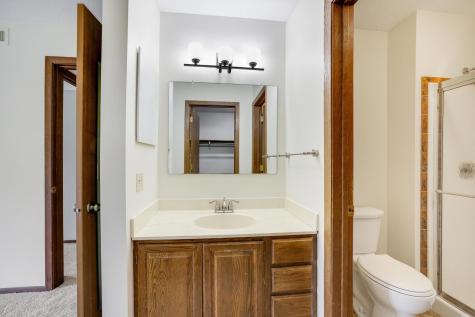 10441 Greenbrier Road Minnetonka MN 55305