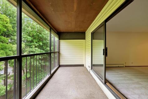 10441 Greenbrier Road Minnetonka MN 55305