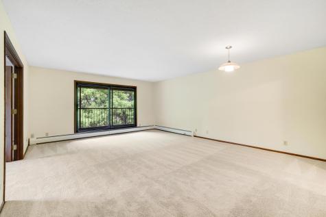 10441 Greenbrier Road Minnetonka MN 55305