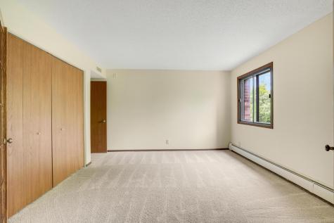 10441 Greenbrier Road Minnetonka MN 55305
