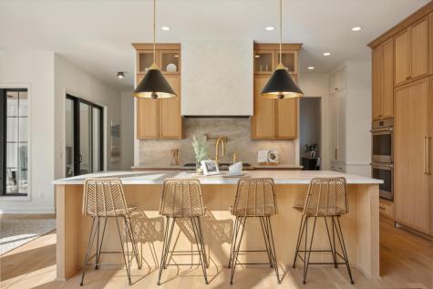 2203 Oakland Road Minnetonka MN 55305