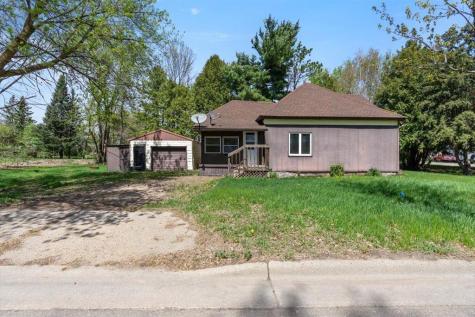 323 4th Street SE Staples MN 56479