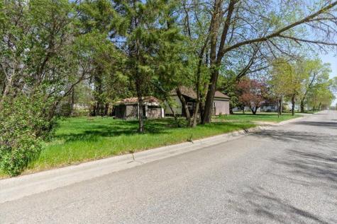 323 4th Street SE Staples MN 56479