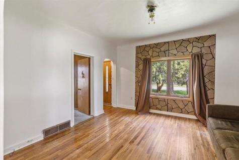 323 4th Street SE Staples MN 56479