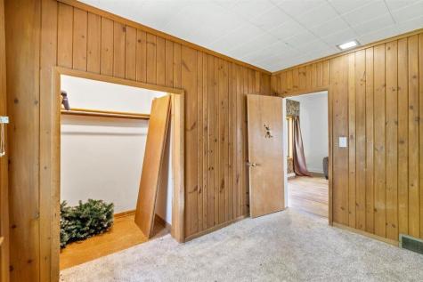 323 4th Street SE Staples MN 56479