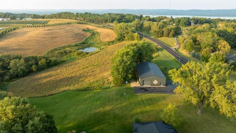 32979 County Road 1 La Crescent MN 55947