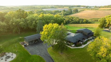 32979 County Road 1 La Crescent MN 55947