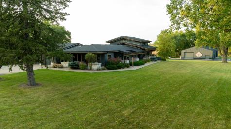 32979 County Road 1 La Crescent MN 55947