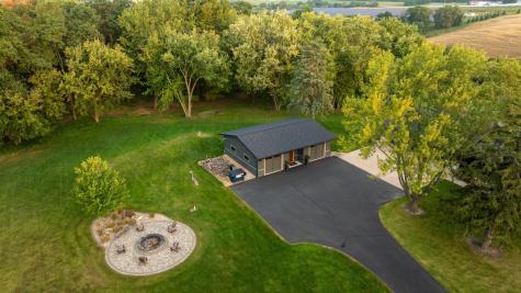 32979 County Road 1 La Crescent MN 55947