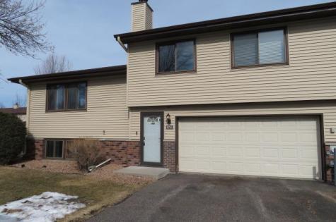 8761 N Maplebrook Circle Brooklyn Park MN 55445