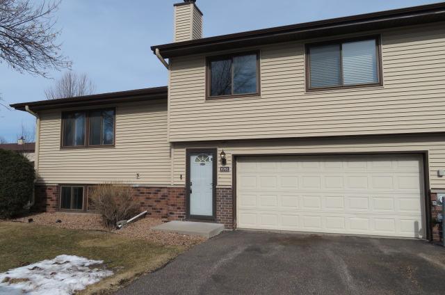 8761 N Maplebrook Circle Brooklyn Park MN 55445