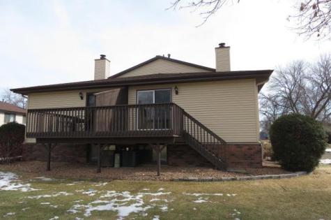 8761 N Maplebrook Circle Brooklyn Park MN 55445