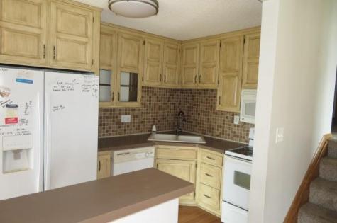 8761 N Maplebrook Circle Brooklyn Park MN 55445