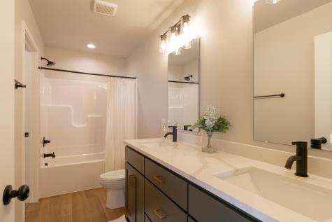 6232 86th Avenue S Horace ND 58047