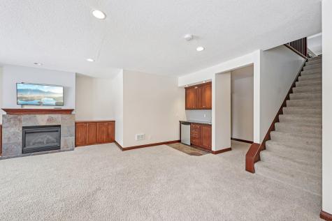 15837 Drawstone Trail Apple Valley MN 55124