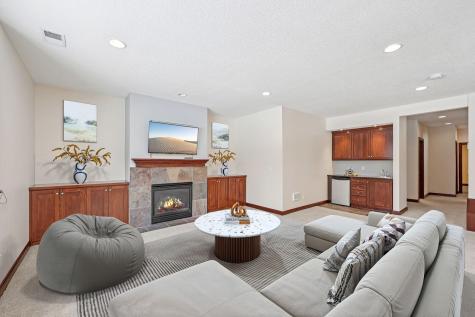 15837 Drawstone Trail Apple Valley MN 55124