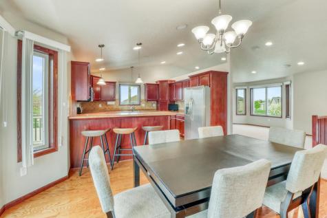 931 35th Avenue W West Fargo ND 58078