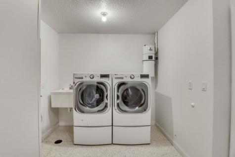 931 35th Avenue W West Fargo ND 58078
