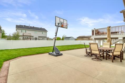 931 35th Avenue W West Fargo ND 58078