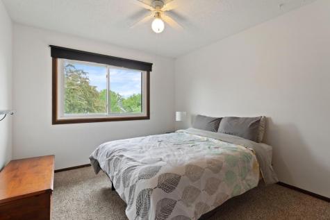 3805 E 45th Street Minneapolis MN 55406