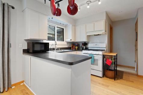 3805 E 45th Street Minneapolis MN 55406
