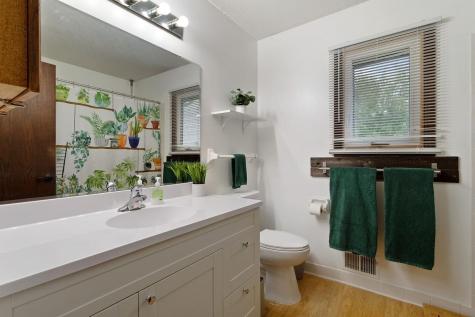 3805 E 45th Street Minneapolis MN 55406