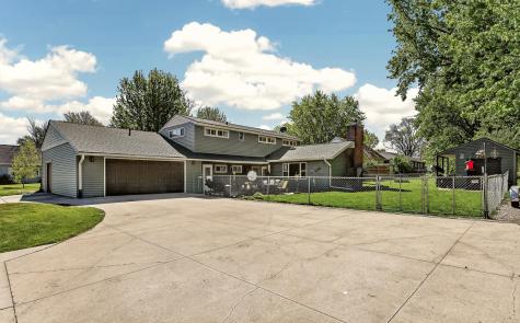 305 4TH Avenue NW Dodge Center MN 55927