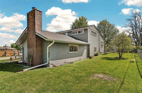 305 4th Avenue NW Dodge Center MN 55927