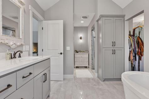 6311 Montee Drive Eden Prairie MN 55344