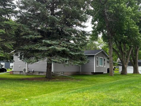 618 Memorial Place Dawson MN 56232