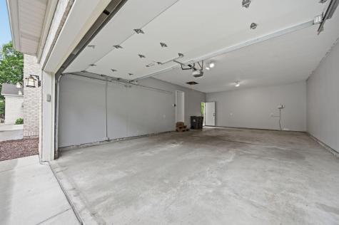 2037 Boulder Road Chanhassen MN 55317