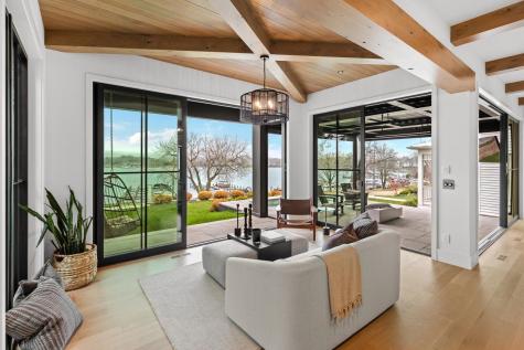254 Lake Street Excelsior MN 55331