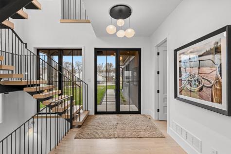 254 Lake Street Excelsior MN 55331