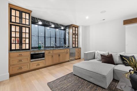 254 Lake Street Excelsior MN 55331