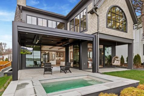 254 Lake Street Excelsior MN 55331