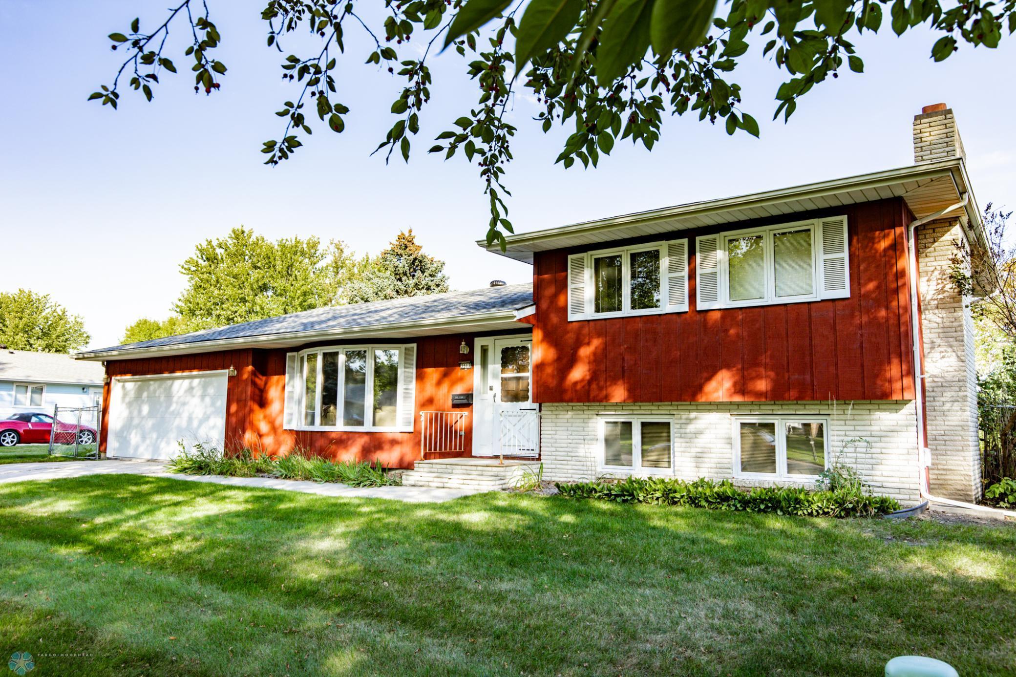 3513 Par Street N Fargo ND 58102