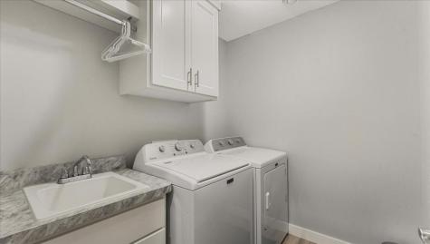 423 Old Glory Drive NE Alexandria MN 56308