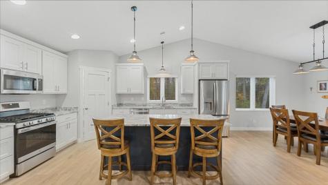 423 Old Glory Drive NE Alexandria MN 56308