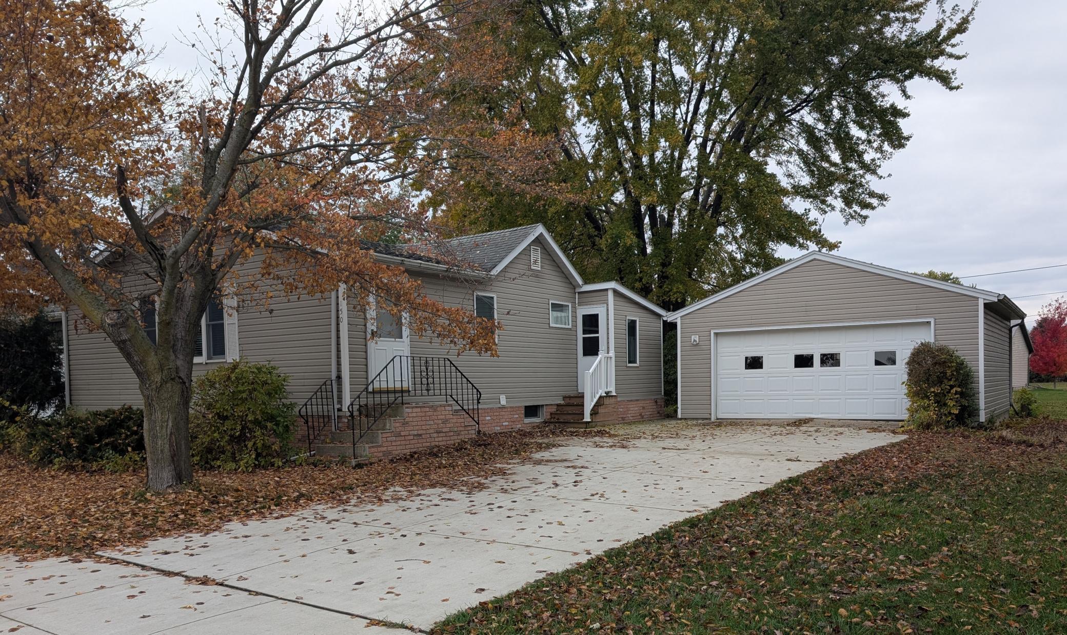 150 Mason Avenue Alden MN 56009