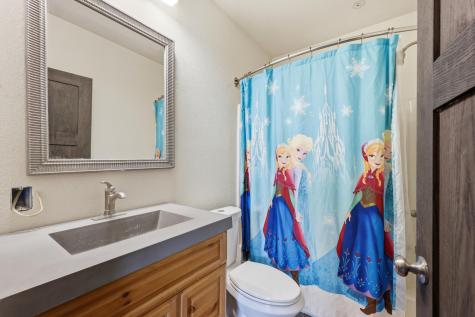 5365 159th Avenue SE Kindred ND 58051