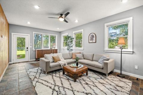 2368 Hadley Avenue N Oakdale MN 55128