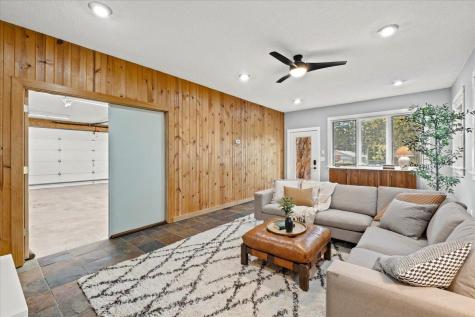 2368 Hadley Avenue N Oakdale MN 55128