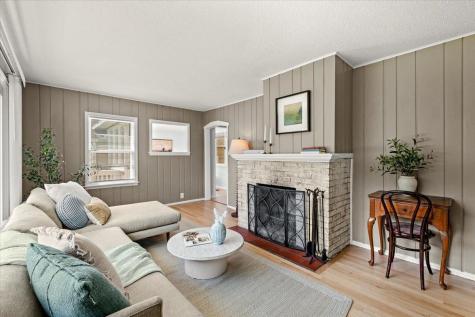 2368 Hadley Avenue N Oakdale MN 55128