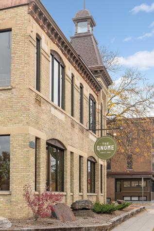385 Laurel Avenue Saint Paul MN 55102